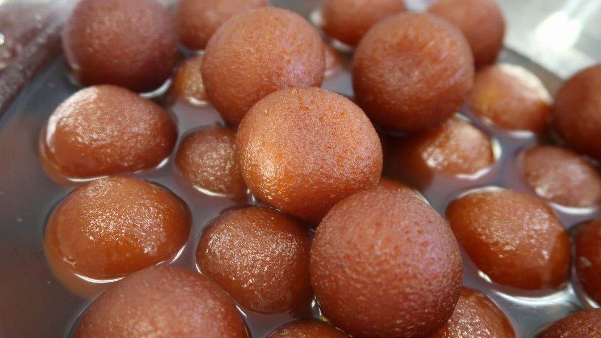 7 Monk's Café- Indian & Mediterranean