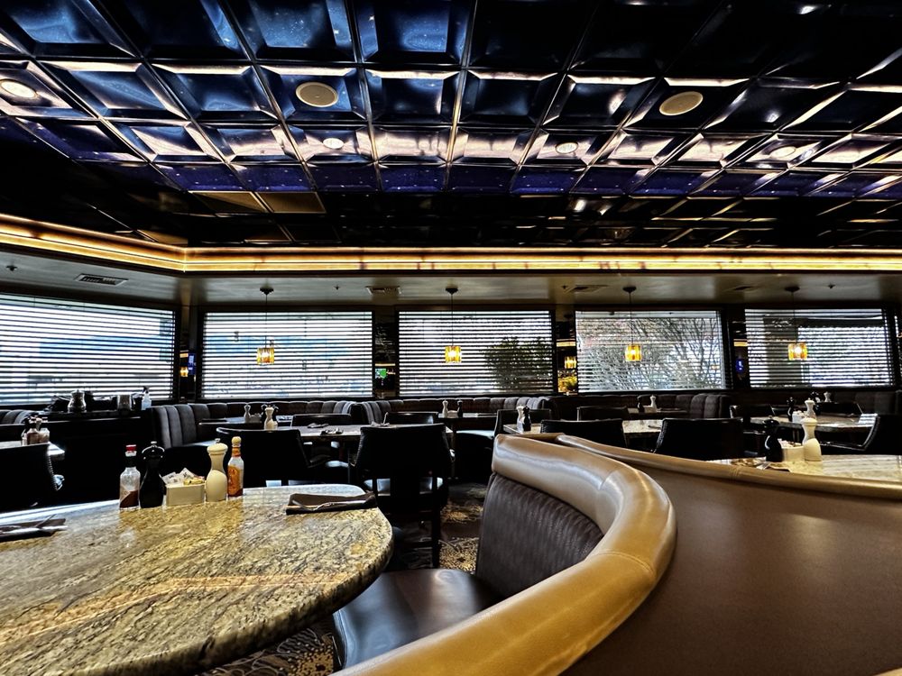 Atlantis Purple Parrot