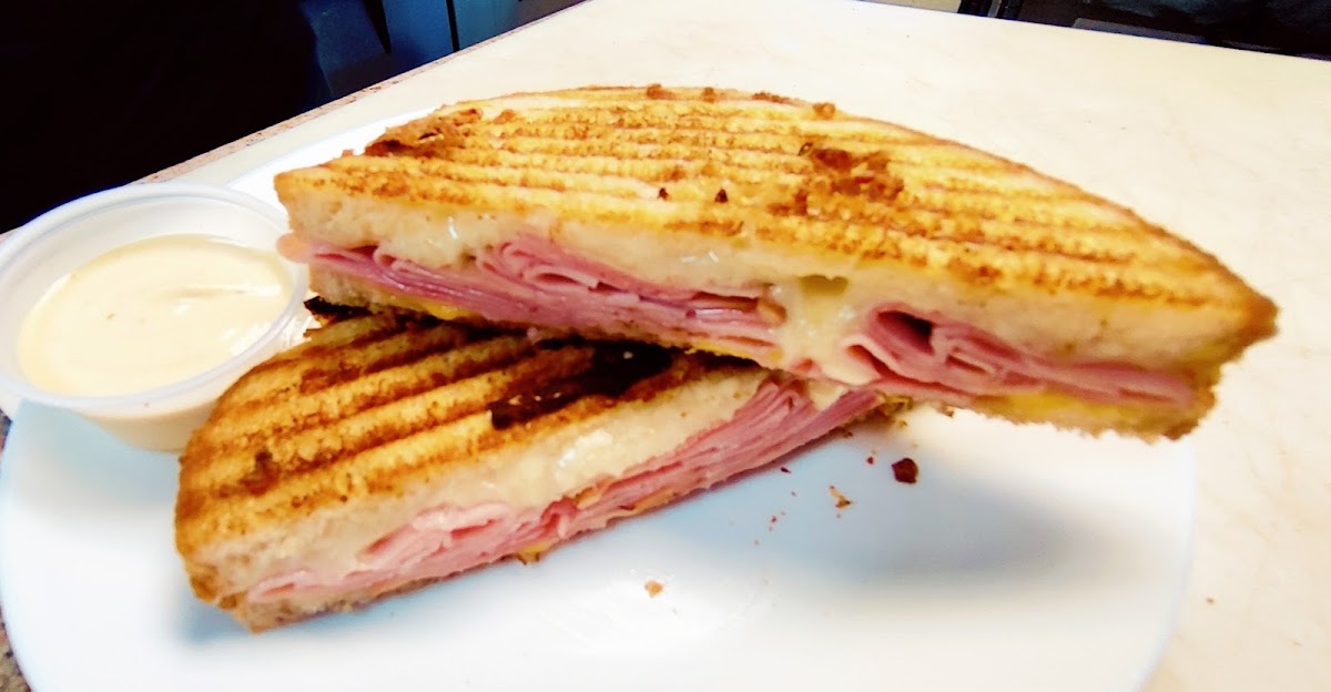 Atomic Cafe & Catering