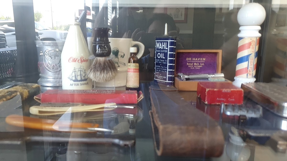 Duluth Haircutters Barber Shop