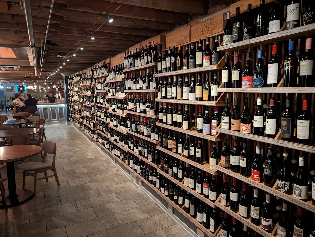 FLG Terroir: Wine Bar & Bistro