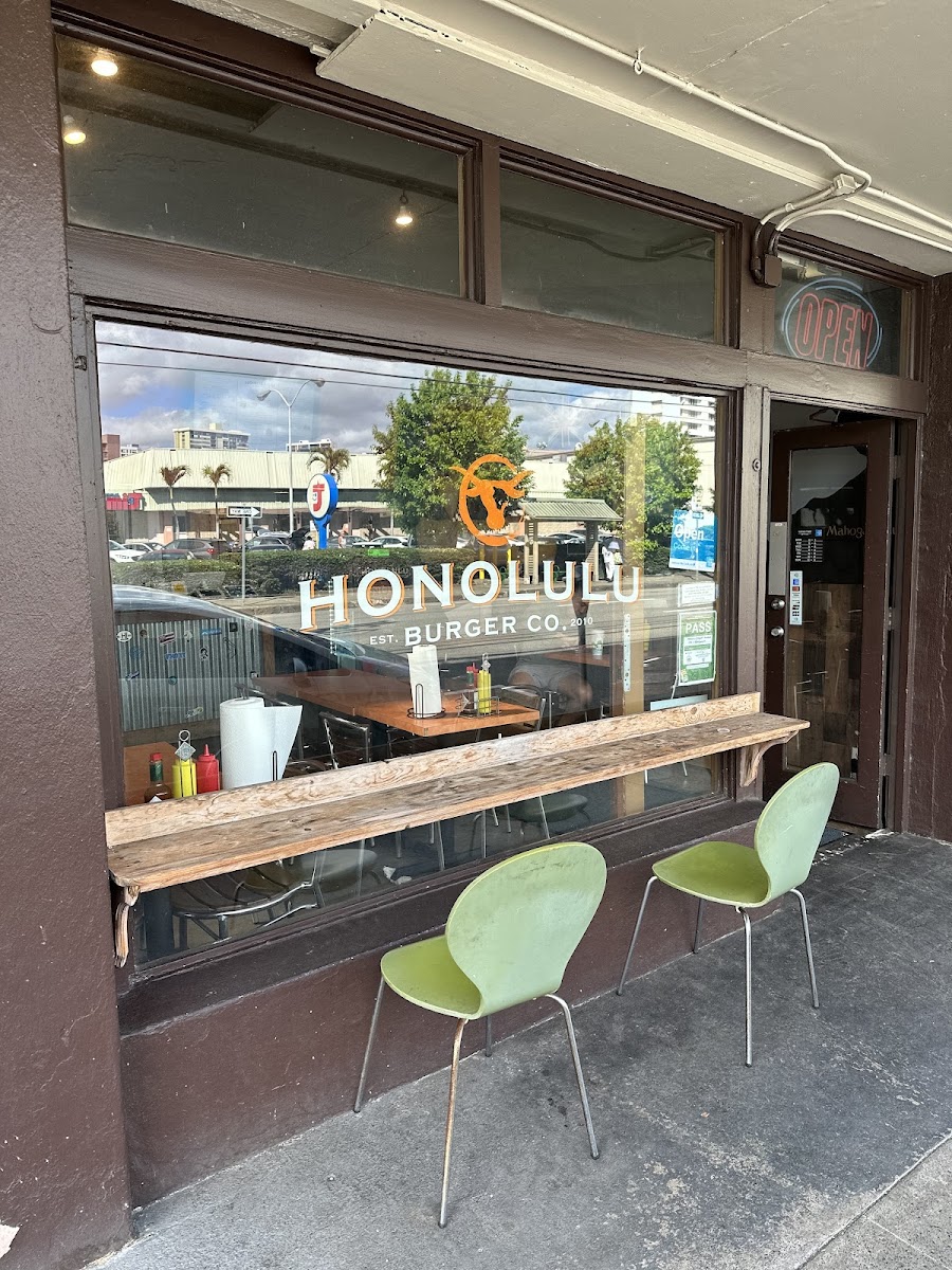 Honolulu Burger Co. Makiki
