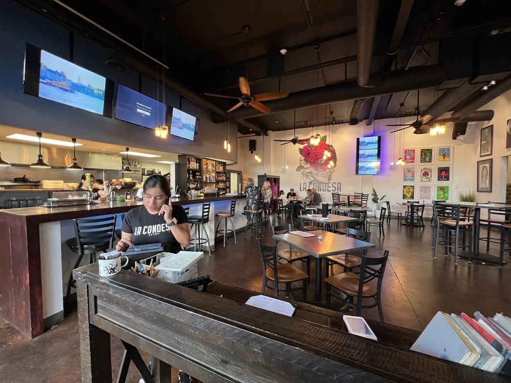 La Condesa Eatery