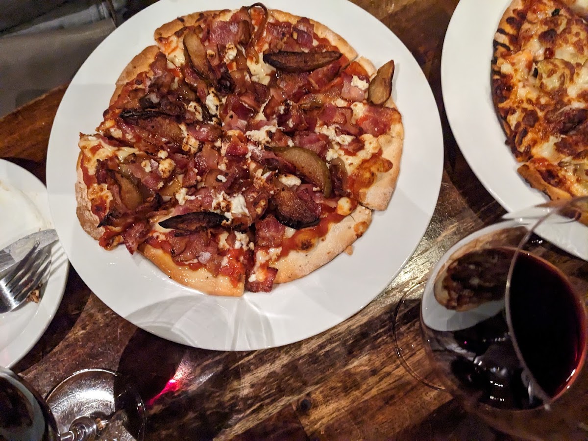 La Dolce Vita Wine Lounge