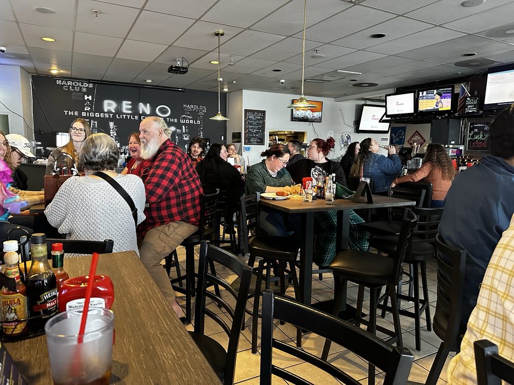 Legends Grill Sports & Spirits