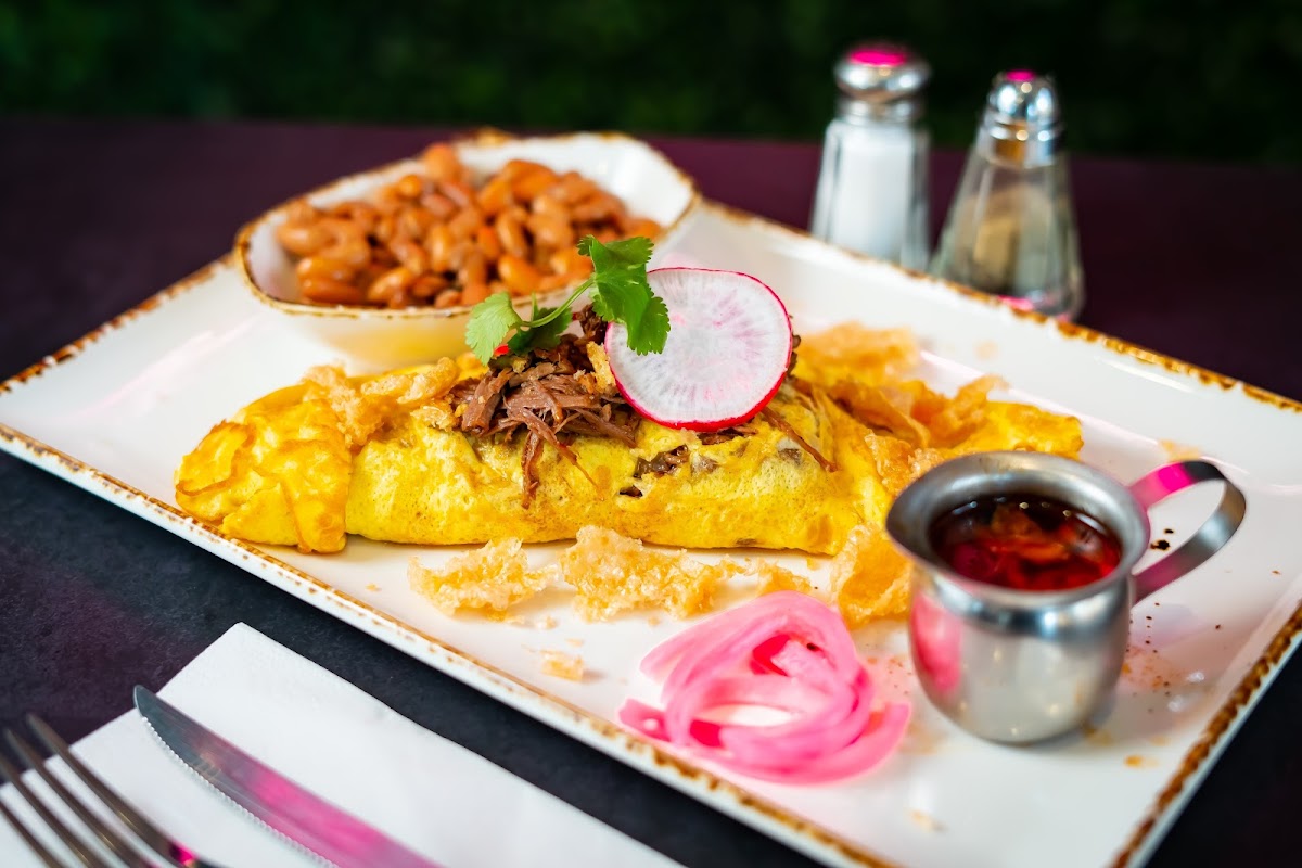 Madres Brunch Long Beach