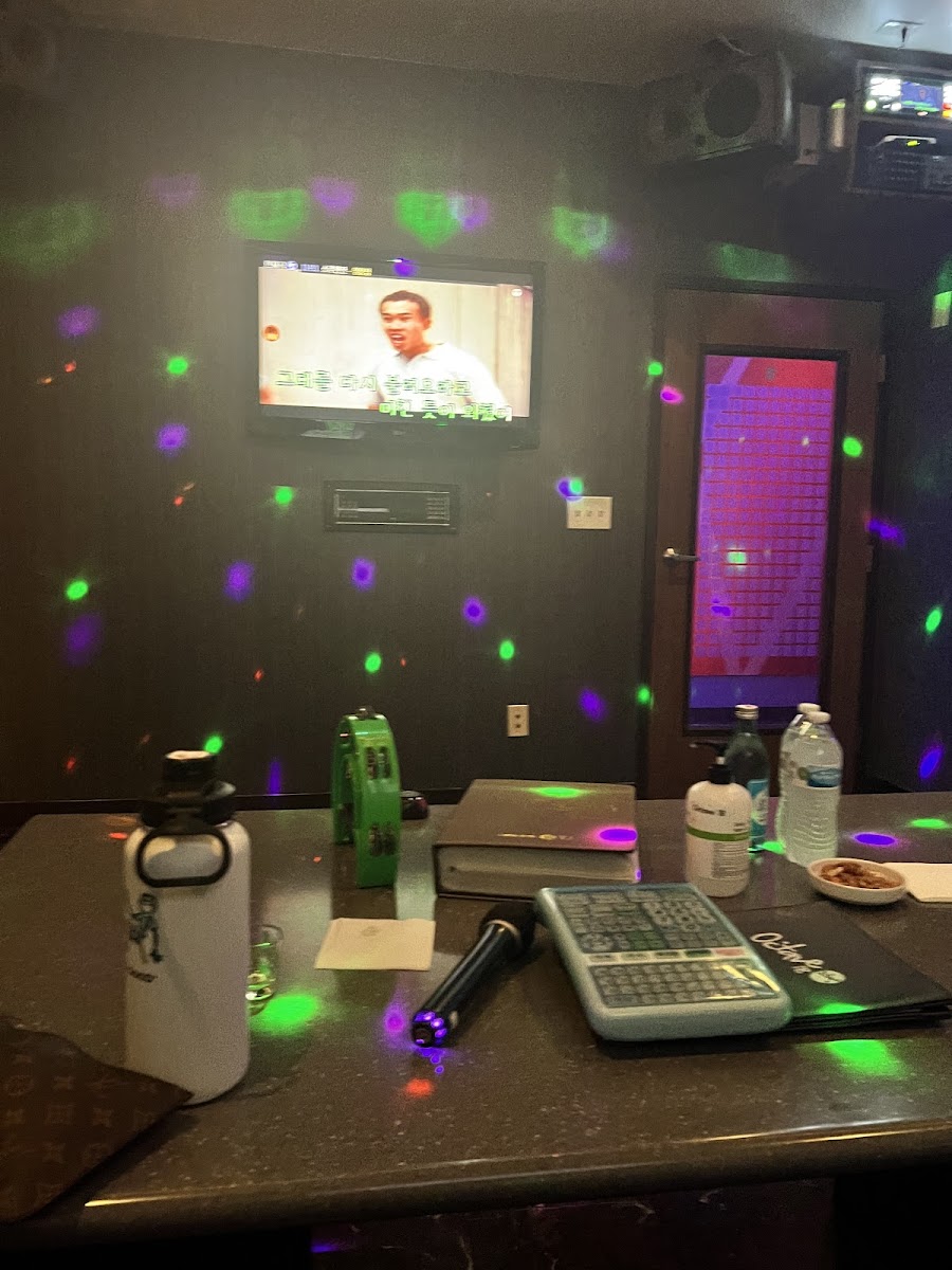 Oćtave 18 Luxury karaoke