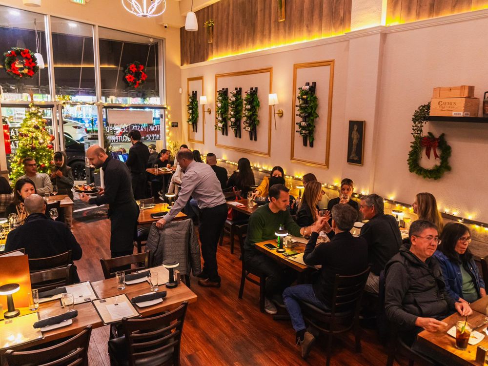 Pulpo tapas and wine bar