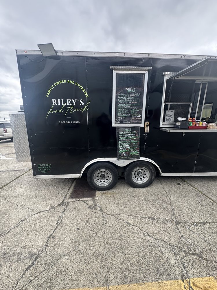 Riley's Food Truck