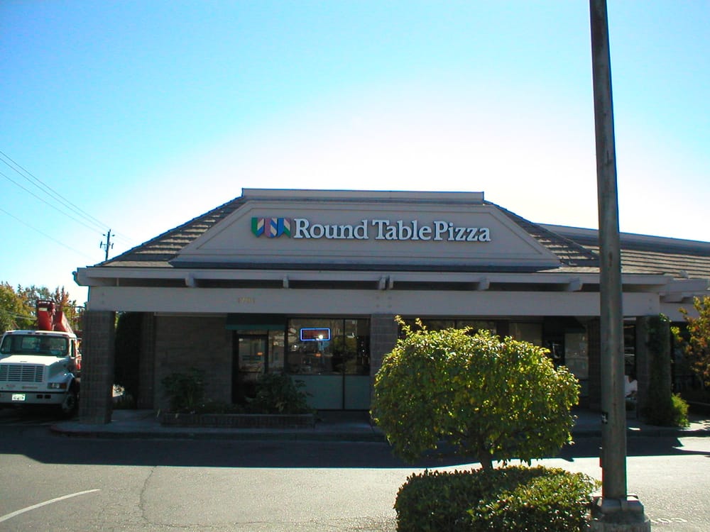 Round Table Pizza - 1791 Marlow Rd