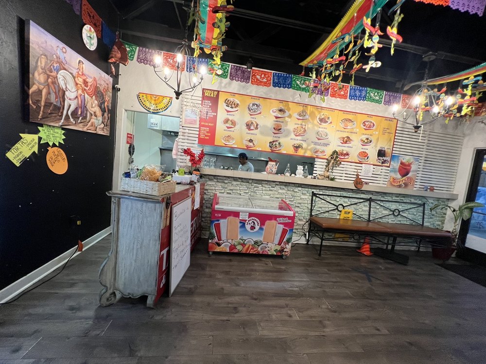 Ruffles Taqueria & Marisqueria