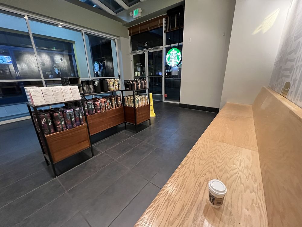 Starbucks - 54 E 4th Ave